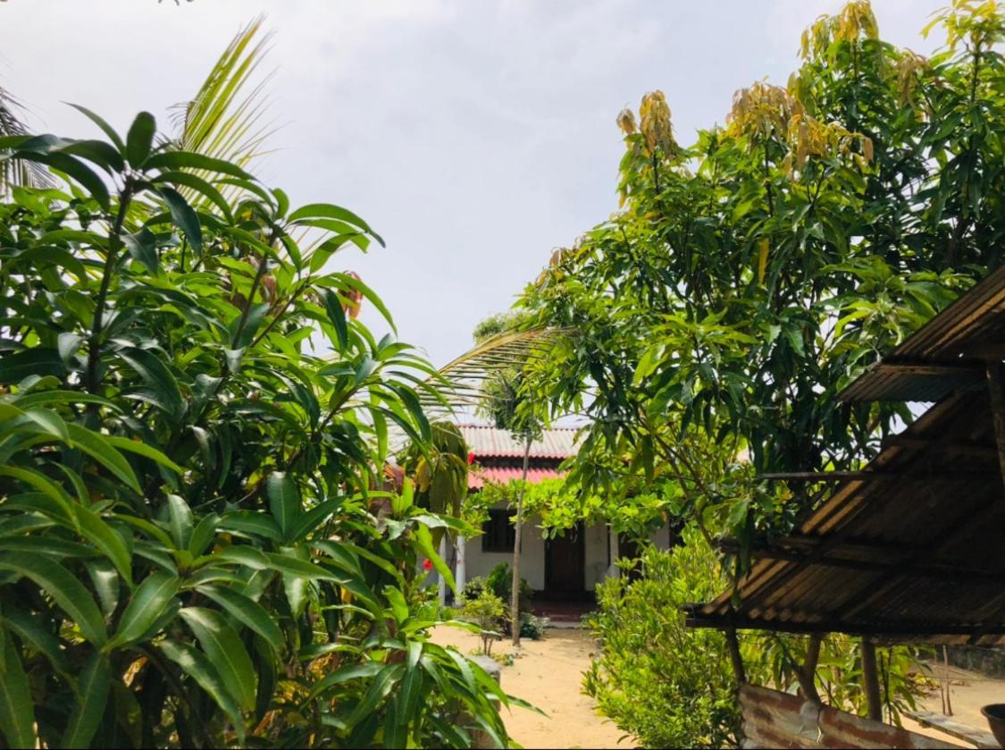 Golden Rich Hotel Arugam Bay Exterior photo